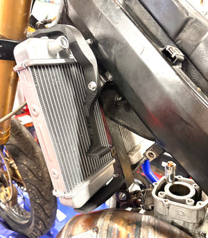 Radiateur gauche derbi gilera