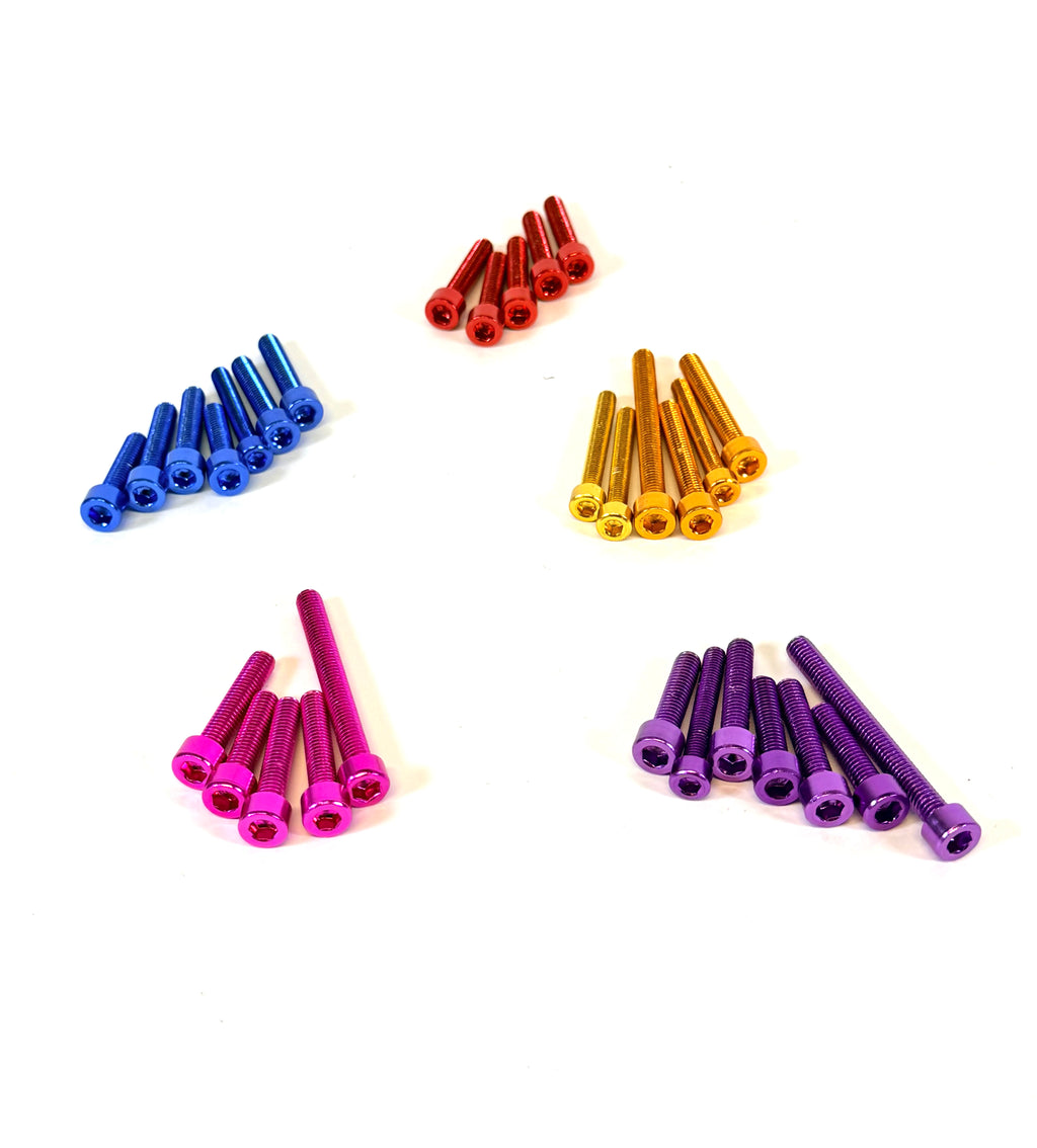 Visserie couleurs pour carter am6 derbi